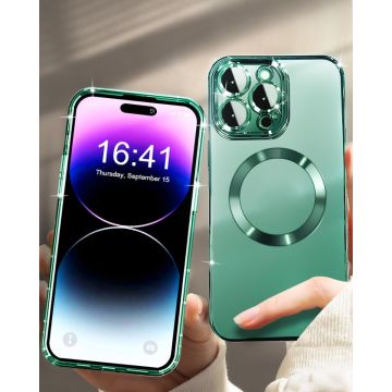 Magnetic transparent case for iPhone 15 Pro Max, Green